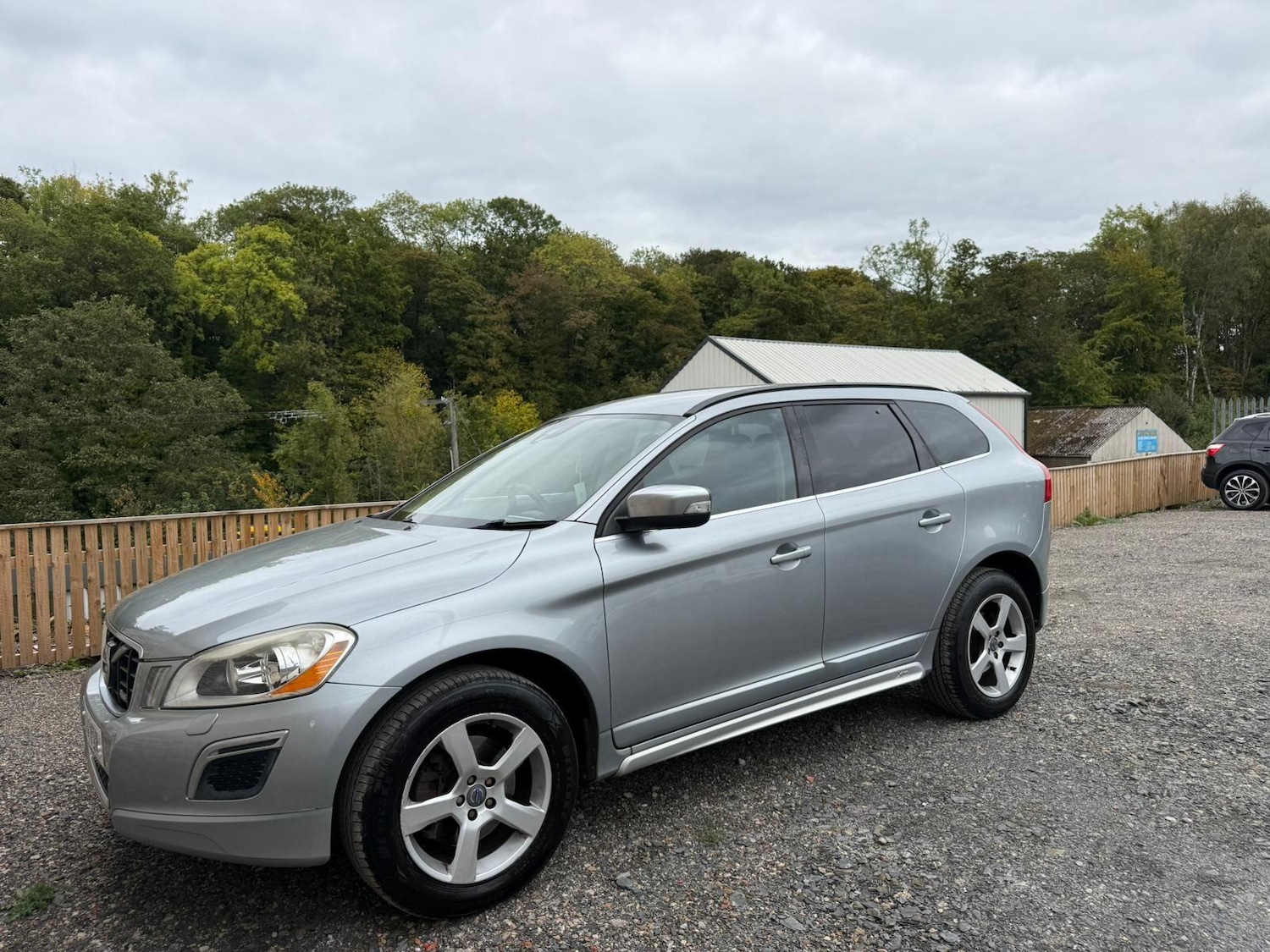 Used Volvo XC60 2011 for sale - 76122252: Photo 3