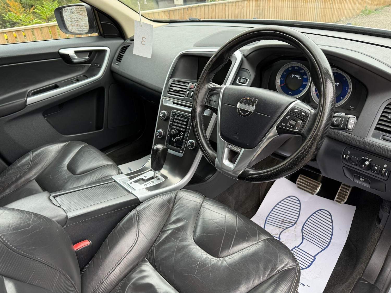 Used Volvo XC60 2011 for sale - 76122252: Photo 47