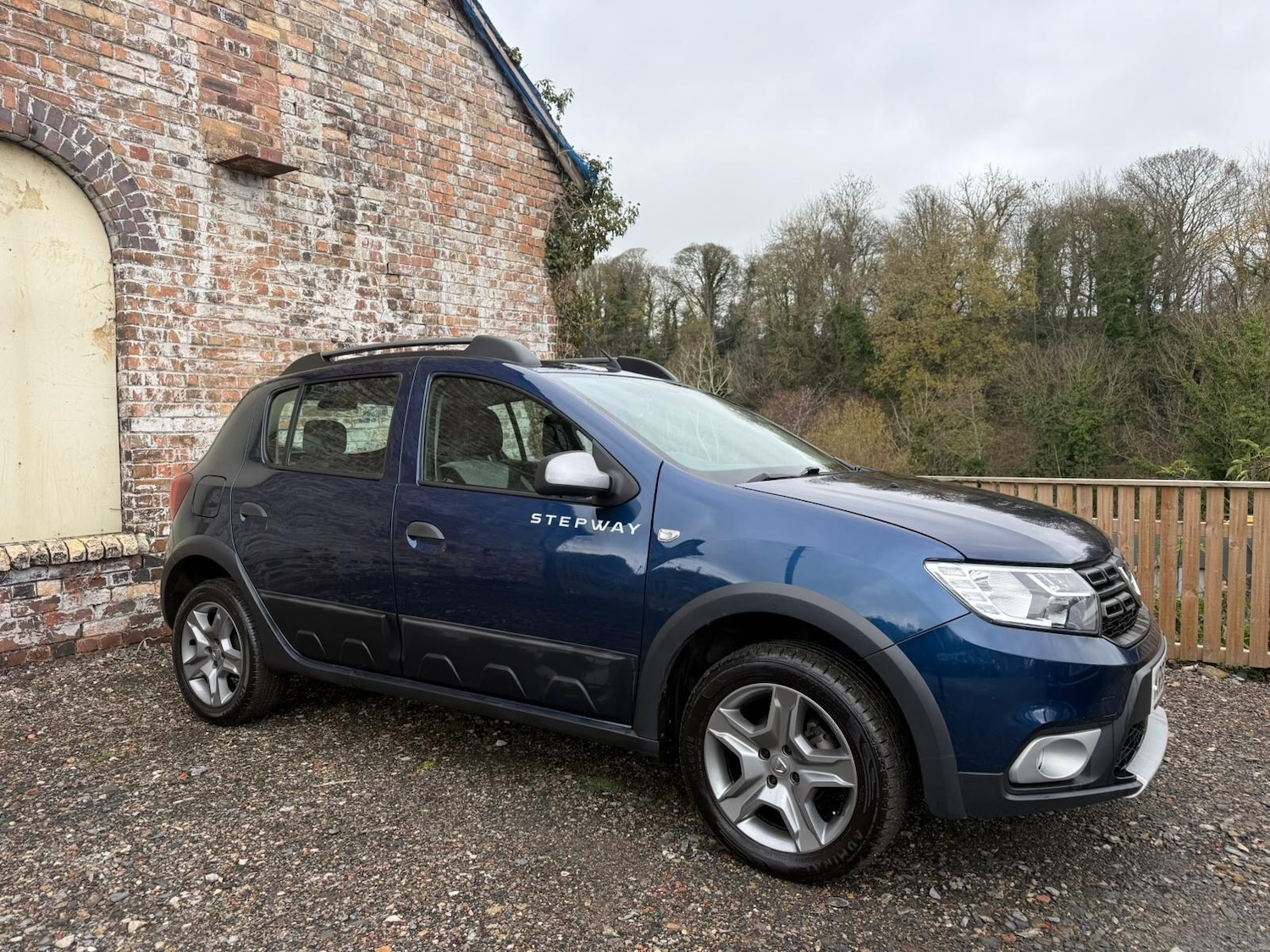 Used Dacia Sandero Stepway for sale - 76728093: Photo 1