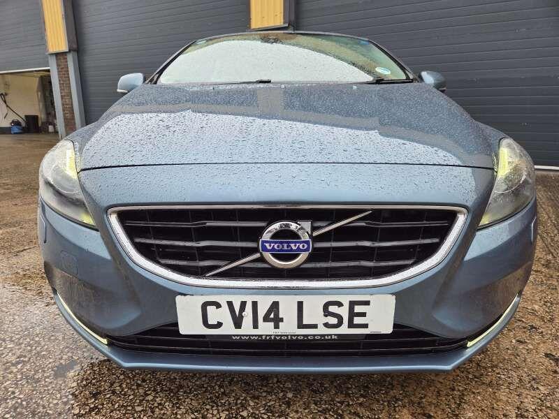 Used Volvo V40 2014 for sale - 76975695: Photo 4