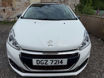 Used Peugeot 208 2016 for sale - 78784801: Photo