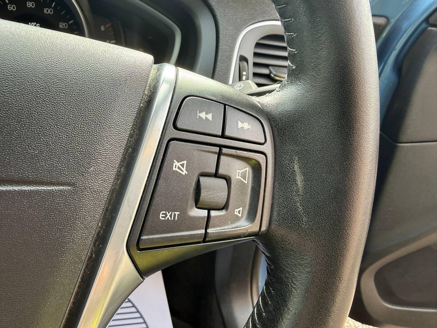 Used Volvo V40 Cross Country 2016 for sale - 78018903: Photo 22