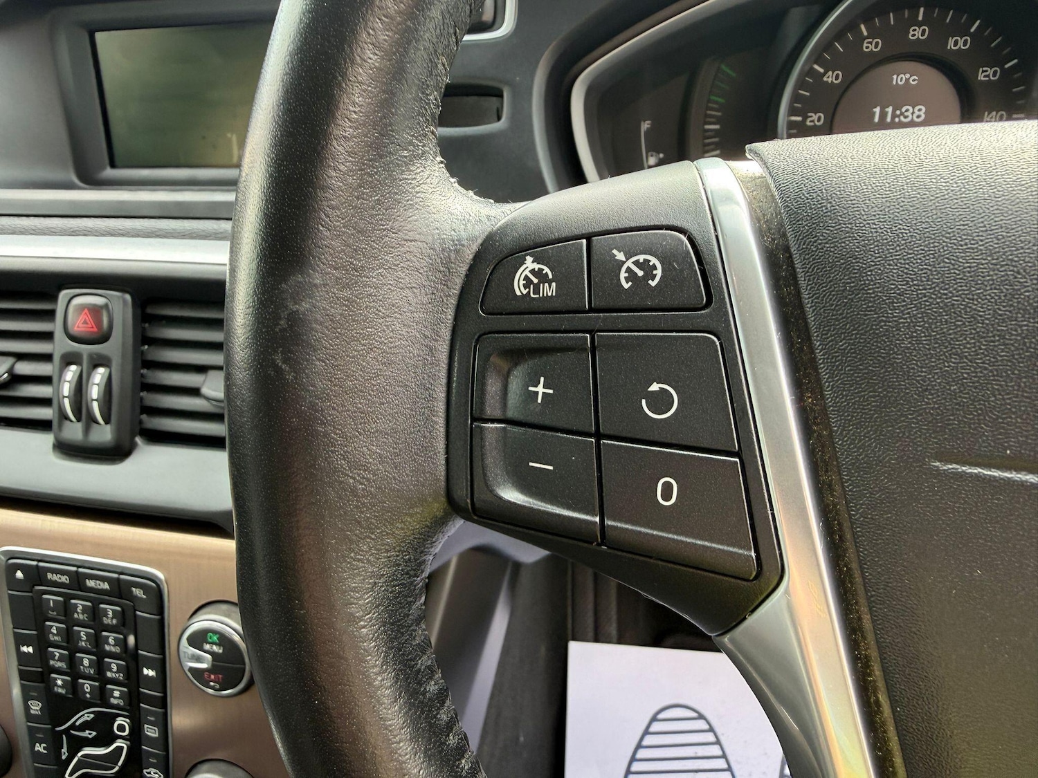 Used Volvo V40 Cross Country 2016 for sale - 78018903: Photo 23