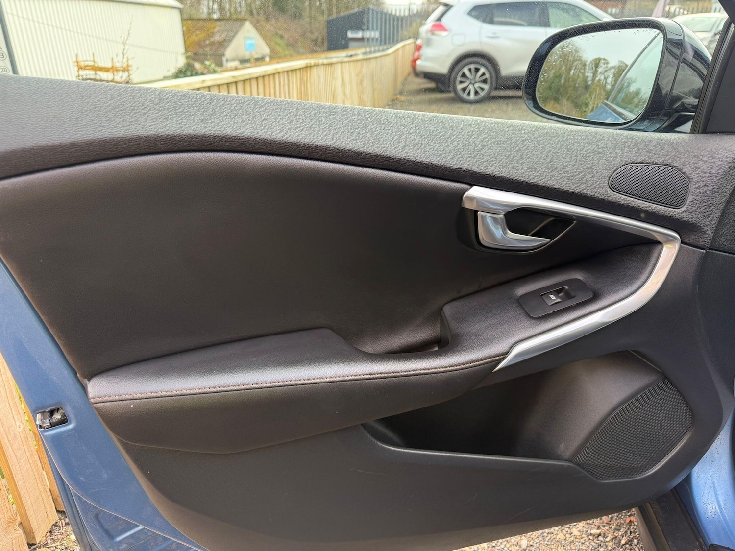 Used Volvo V40 Cross Country 2016 for sale - 78018903: Photo 28