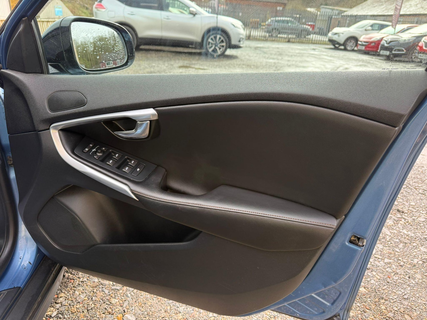 Used Volvo V40 Cross Country 2016 for sale - 78018903: Photo 29