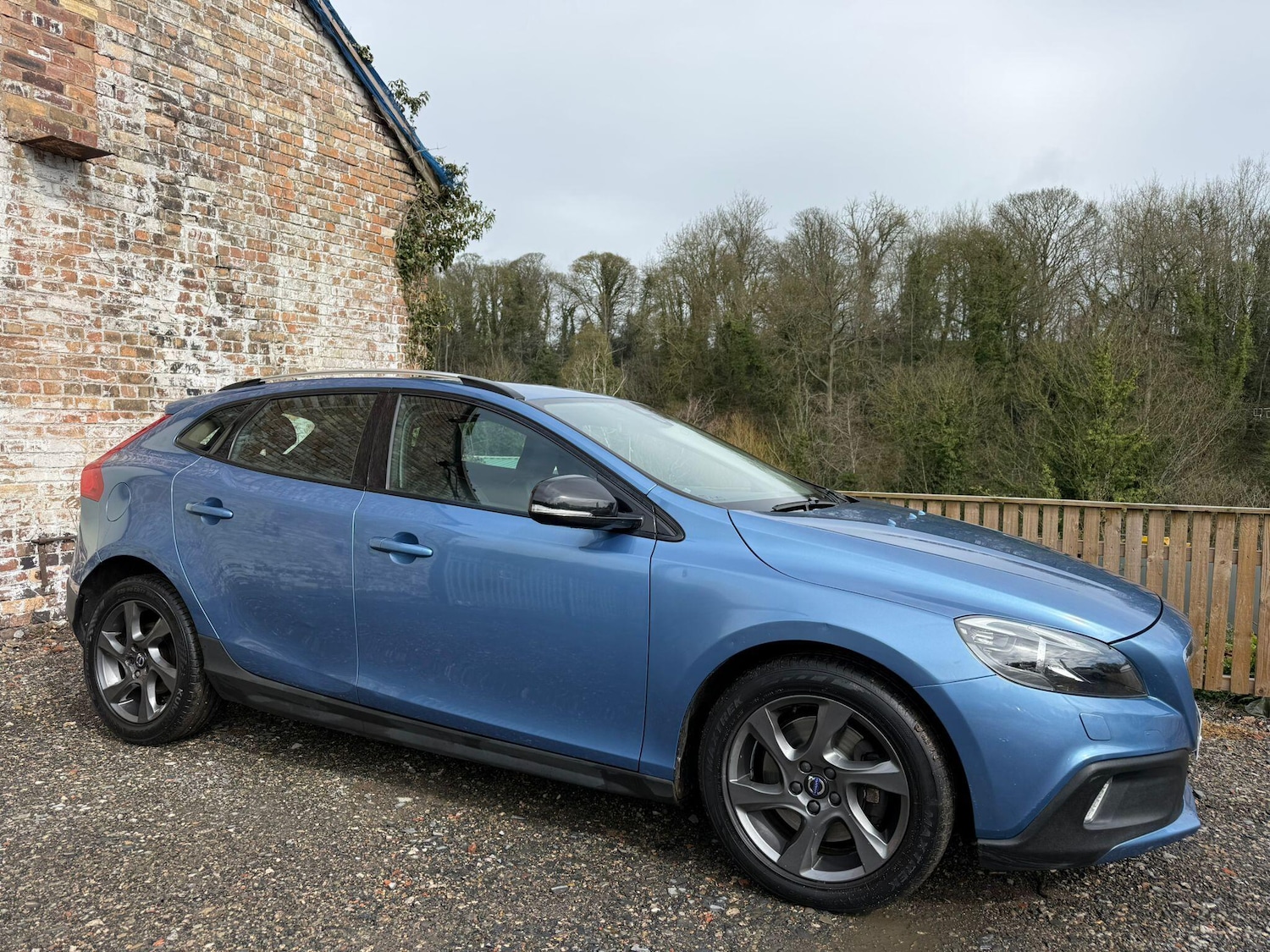 Used Volvo V40 Cross Country 2016 for sale - 78018903: Photo 7