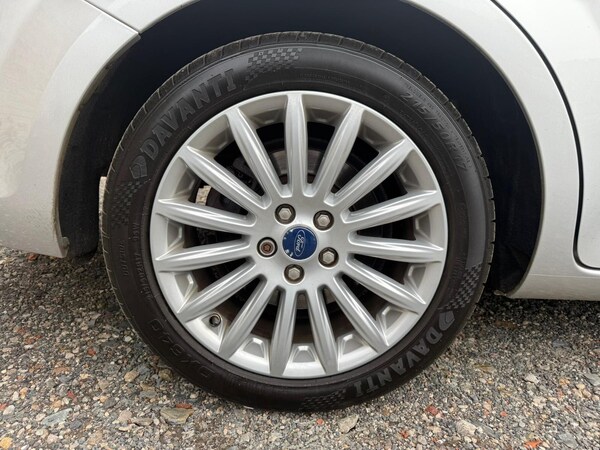 Used Ford Mondeo 2013 for sale - 76239616: Photo 24