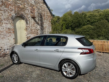 Used Peugeot 308 2014 for sale - 75965638: Photo
