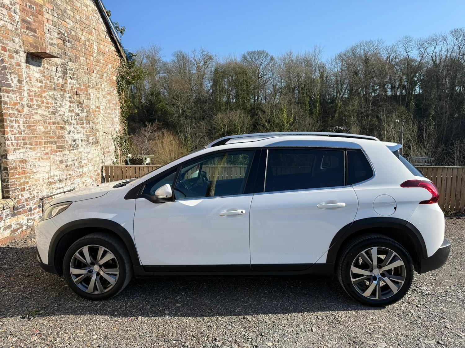 Used Peugeot 2008 2018 for sale - 77957470: Photo 2