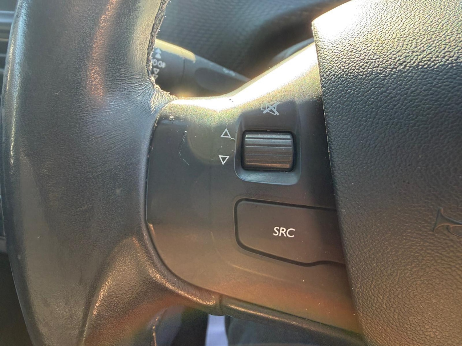 Used Peugeot 2008 2018 for sale - 77957470: Photo 20