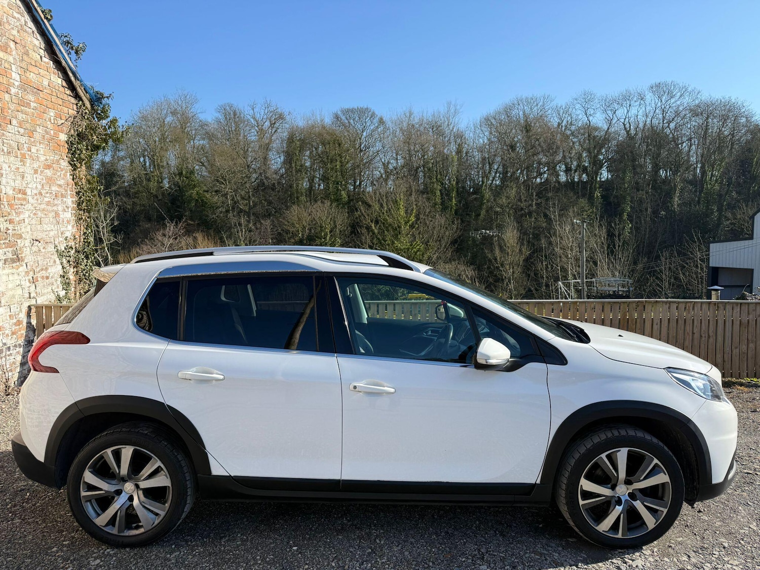 Used Peugeot 2008 2018 for sale - 77957470: Photo 9