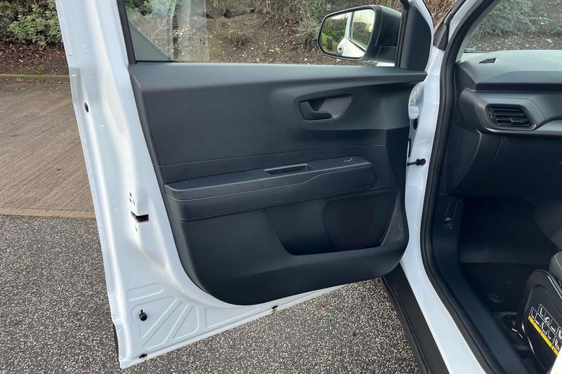 Used Ford Transit Courier 2025 for sale - 77350035: Photo 17