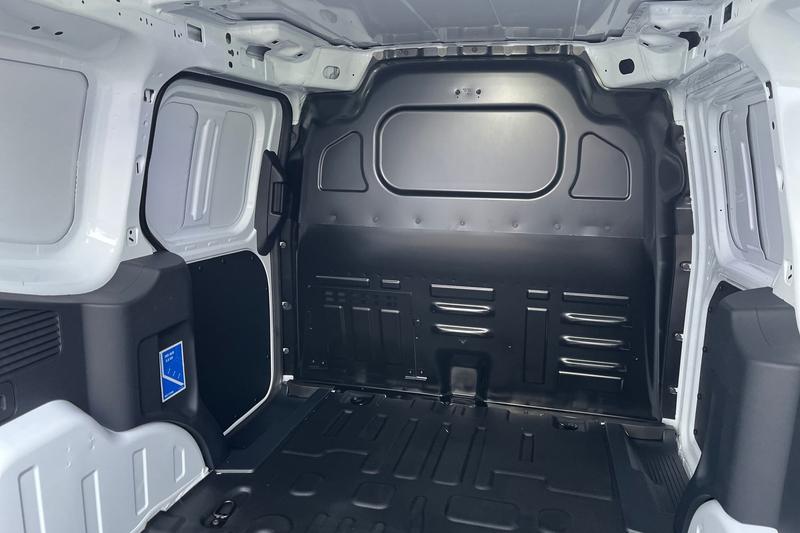 Used Ford Transit Courier 2025 for sale - 77350035: Photo 5