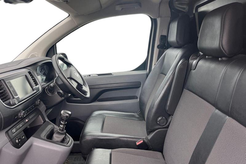 Used Vauxhall Vivaro 2020 for sale - 76322302: Photo 9