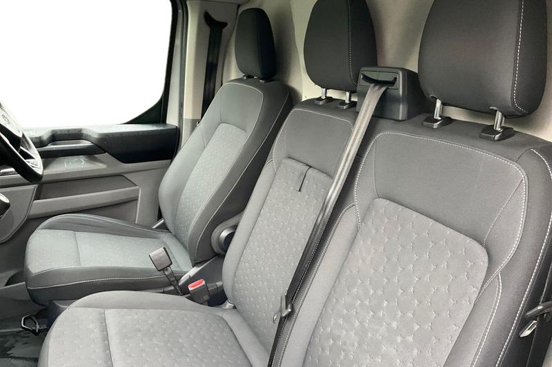Used Ford Transit Custom 2025 for sale - 77785367: Photo 10