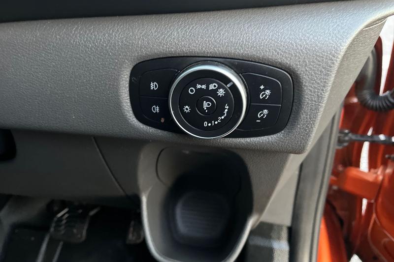 Used Ford Transit Custom 2020 for sale - 77116773: Photo 25