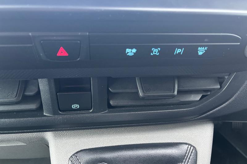 Used Ford Transit Custom 2025 for sale - 76966167: Photo 31