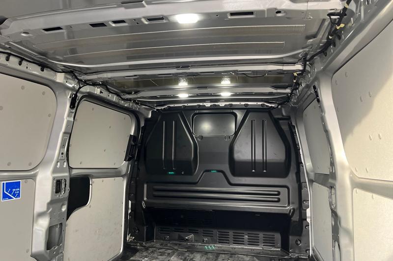 Used Ford Transit Custom 2024 for sale - 76966165: Photo 5