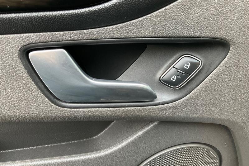 Used Ford Transit Custom 2023 for sale - 77785352: Photo 18