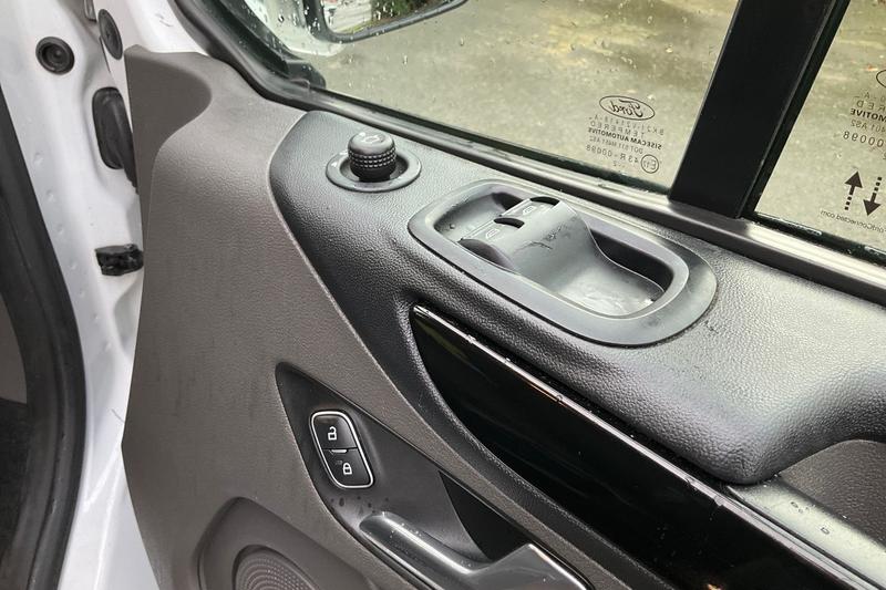 Used Ford Transit Custom 2023 for sale - 77785352: Photo 24