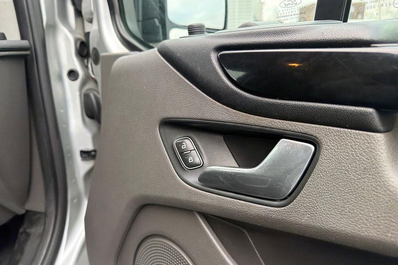 Used Ford Transit Custom 2019 for sale - 77785475: Photo 21
