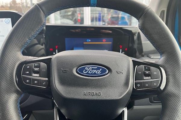 Used Ford E-Transit 2024 for sale - 74663947: Photo 18