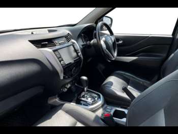 Used Nissan Navara 2020 for sale - 74696903: Photo