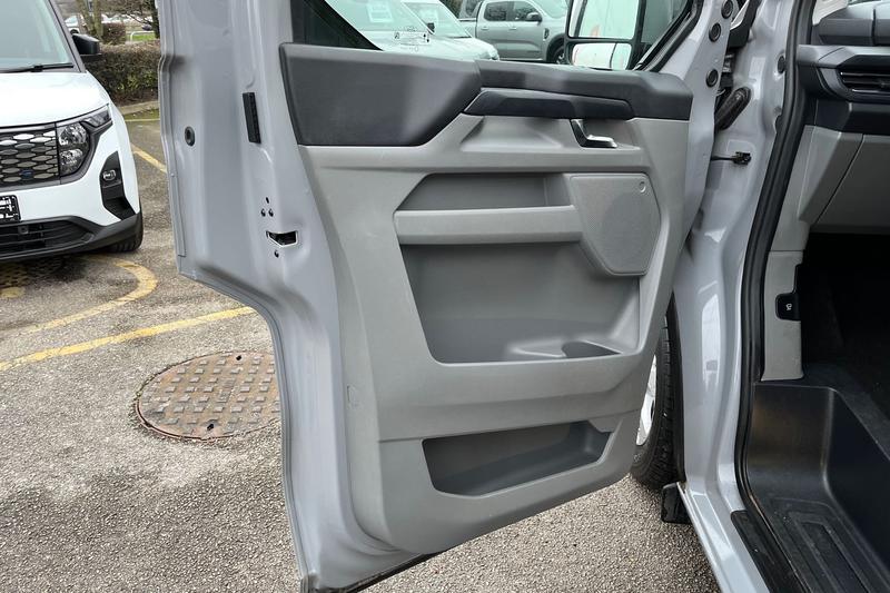 Used Ford Transit Custom 2025 for sale - 77152195: Photo 17