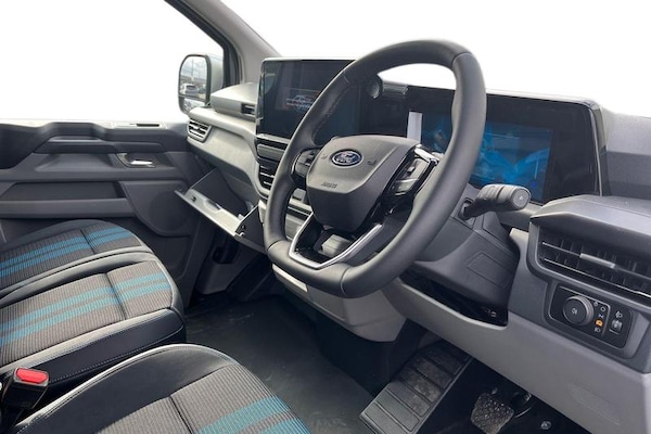 Used Ford E-Transit 2024 for sale - 76266099: Photo 13