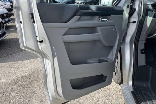 Used Ford E-Transit 2024 for sale - 76266099: Photo 17