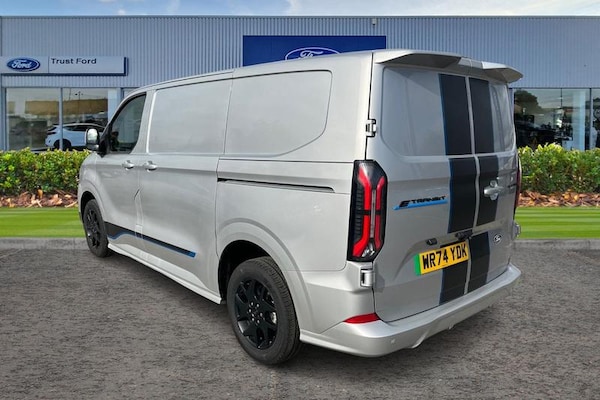 Used Ford E-Transit 2024 for sale - 76266099: Photo 2
