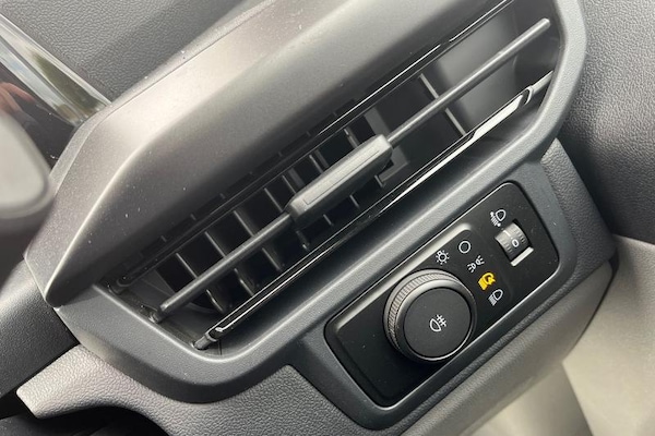 Used Ford E-Transit 2024 for sale - 76266099: Photo 37