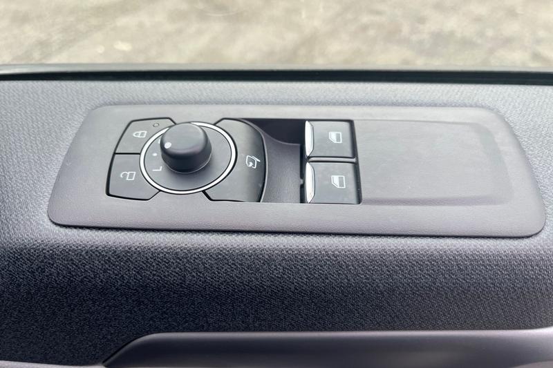 Used Ford Tourneo Custom 2025 for sale - 77116755: Photo 24