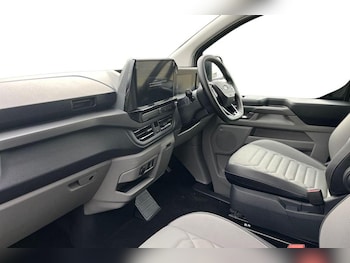 Used Ford Tourneo Custom 2025 for sale - 77116755: Photo