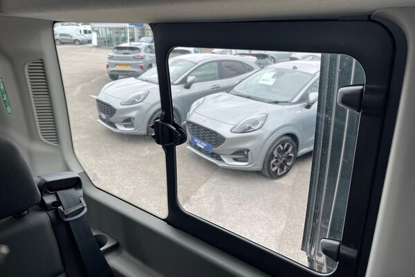 Used Ford Transit 2023 for sale - 76302702: Photo 32