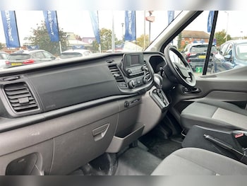 Used Ford Transit 2023 for sale - 76302702: Photo 4