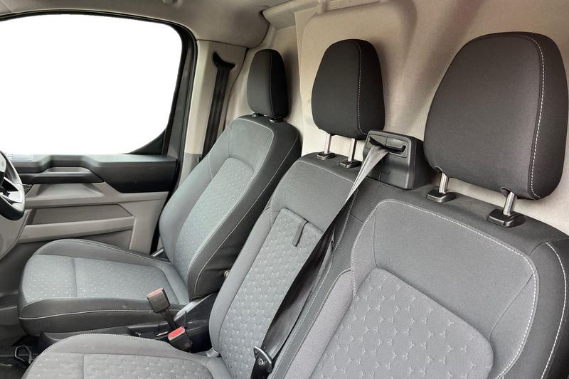 Used Ford Transit Custom 2024 for sale - 78087915: Photo 9