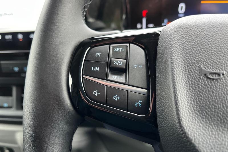 Used Ford Transit Custom 2025 for sale - 77187078: Photo 32