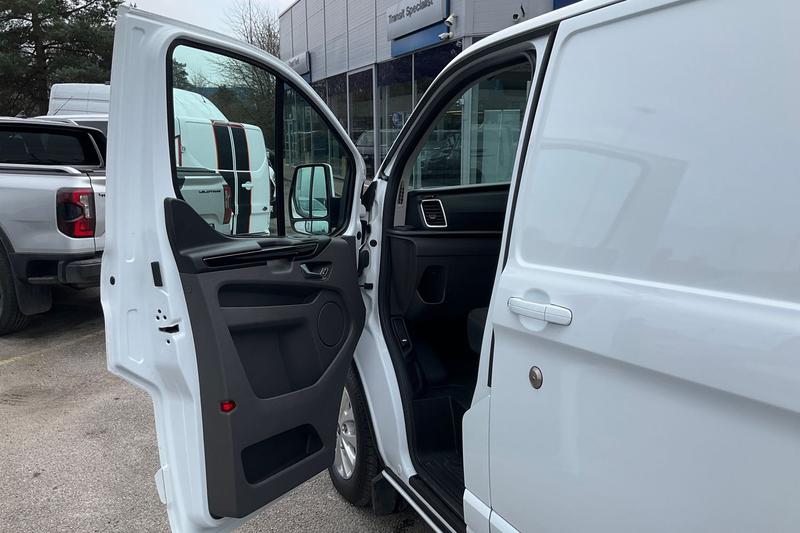 Used Ford Transit Custom 2023 for sale - 77848587: Photo 17