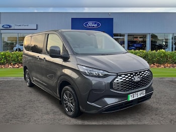 Used Ford Tourneo Custom 2025 for sale - 77354535: Photo