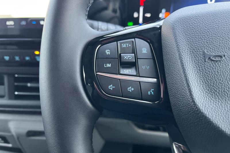 Used Ford Tourneo Custom 2025 for sale - 77354535: Photo 32