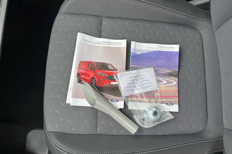 Used Ford Tourneo Custom 2024 for sale - 77339824: Photo 15