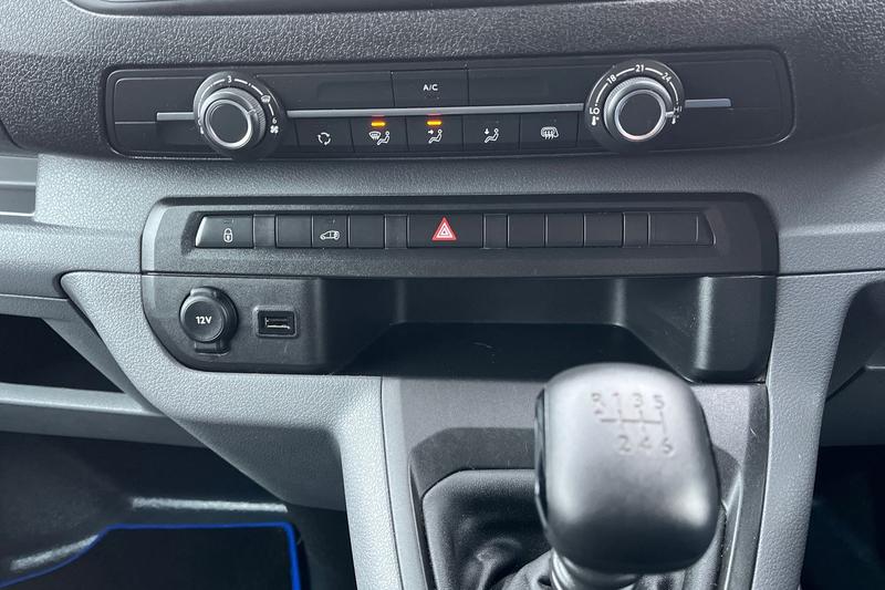 Used Peugeot Expert 2021 for sale - 77532785: Photo 31