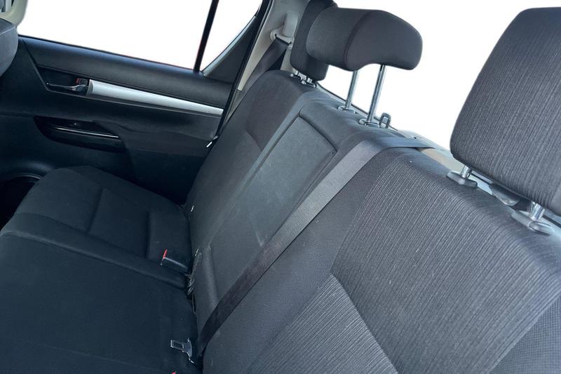 Used Toyota Hilux 2023 for sale - 76803389: Photo 10