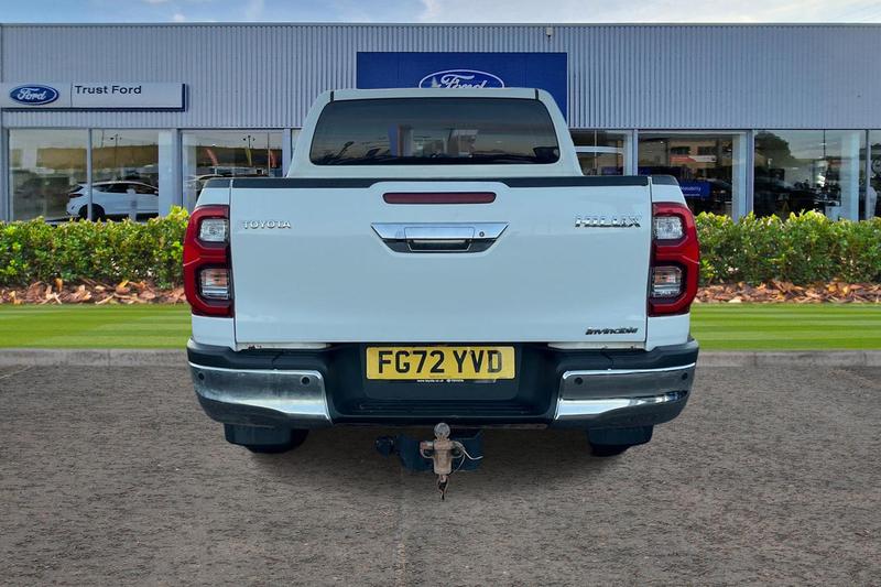 Used Toyota Hilux 2023 for sale - 76803389: Photo 12