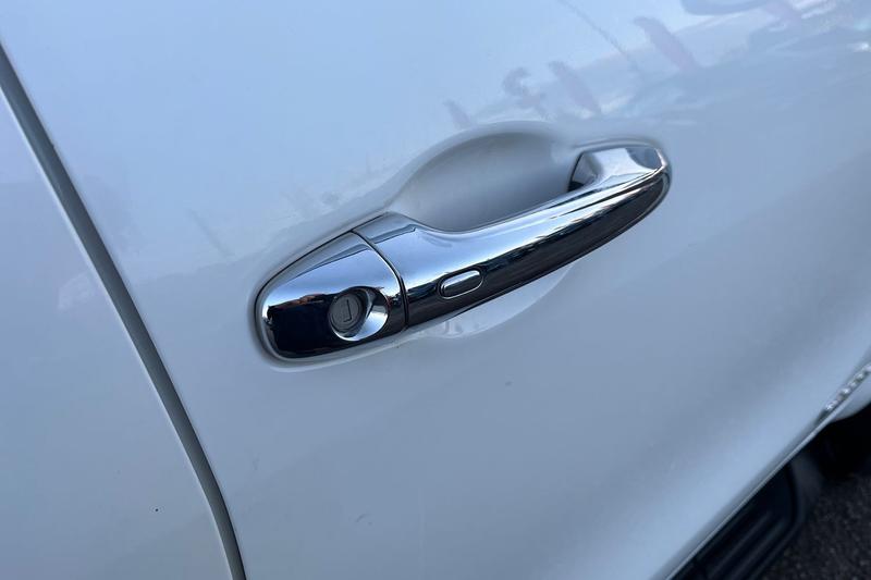 Used Toyota Hilux 2023 for sale - 76803389: Photo 21