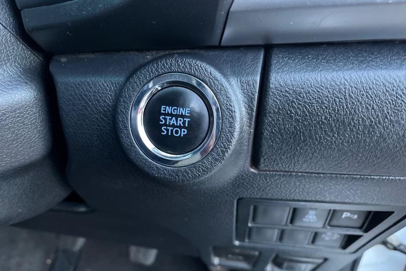 Used Toyota Hilux 2023 for sale - 76803389: Photo 23