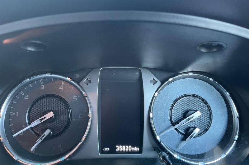 Used Toyota Hilux 2023 for sale - 76803389: Photo 26