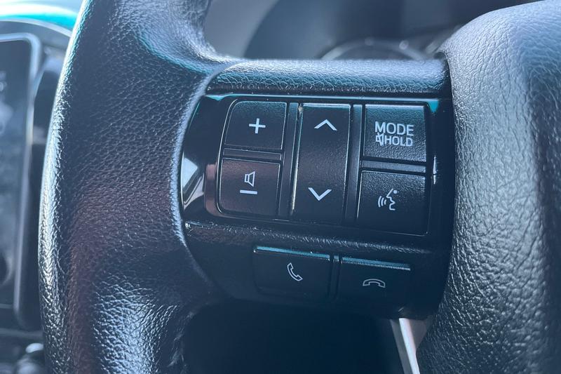 Used Toyota Hilux 2023 for sale - 76803389: Photo 28