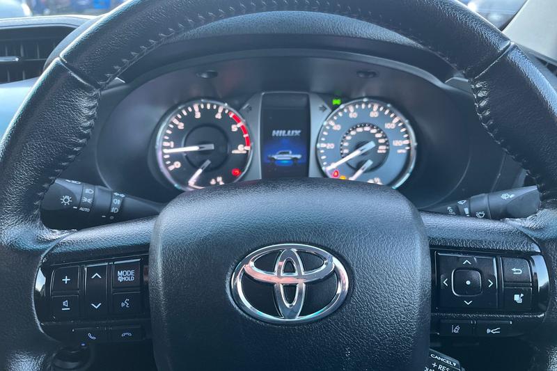 Used Toyota Hilux 2023 for sale - 76803389: Photo 30